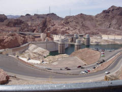 Hoover Dam over Coloradofloden